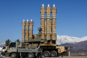 Irán presenta sistemas de defensas aéreas “Arman” y “Azarajsh”