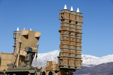 Arman, Azarakhsh defense systems unveiled
