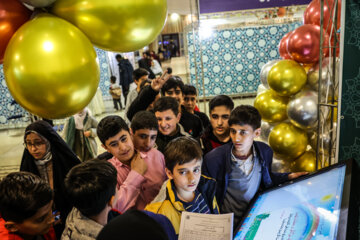 Téhéran (IRNA)-La 40e édition du Concours international du Saint Coran se tient ce samedi 17 février à la Salle de Sommet International de Téhéran avec la participation de 99 récitants de 44 pays. (Photo : Payam Al-Thani)