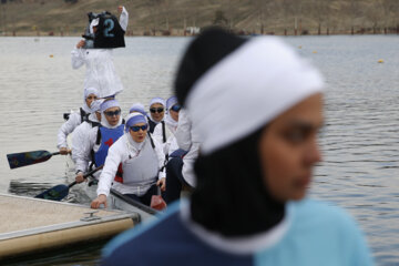 Women’s dragon boat professional league of Iran