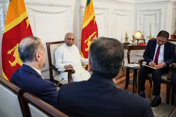 دیدار وزیر امور خارجه با نخست وزیر سریلانکا
