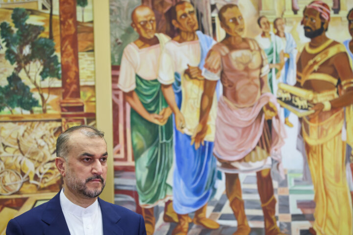 نشست خبری وزرای خارجه ایران و سریلانکا