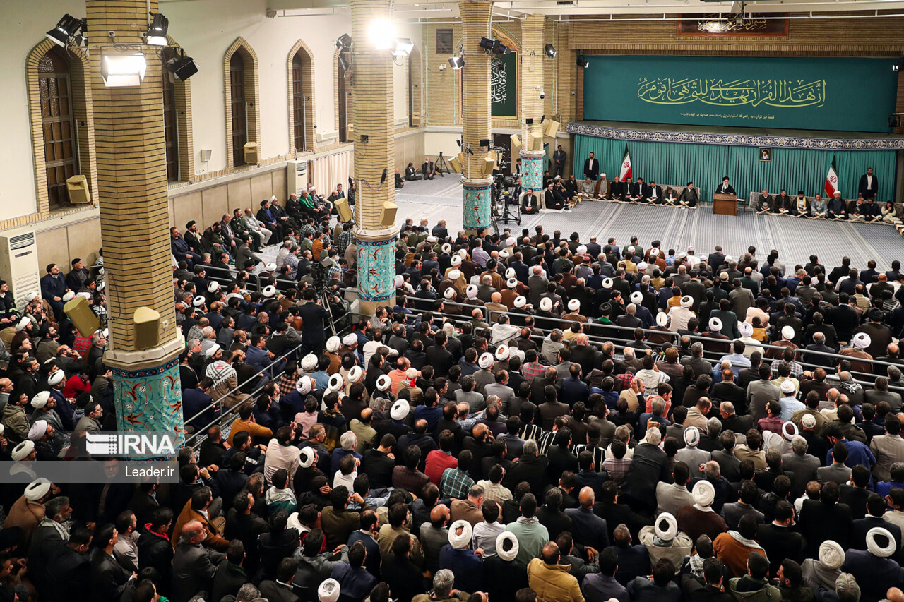 دیدار شرکتکنندگان در مسابقات بینالمللی قرآن با رهبر انقلاب