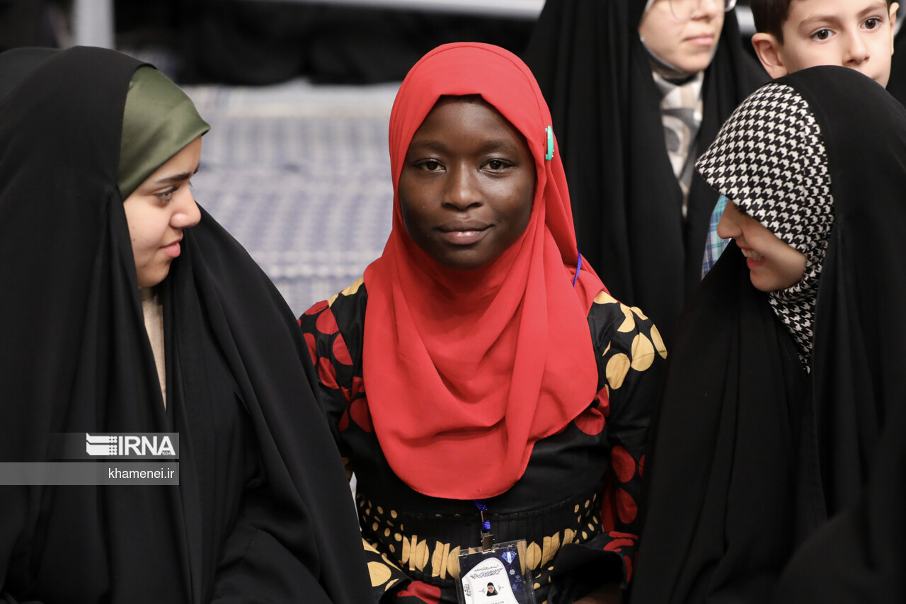 دیدار شرکتکنندگان در مسابقات قرآن با رهبر انقلاب