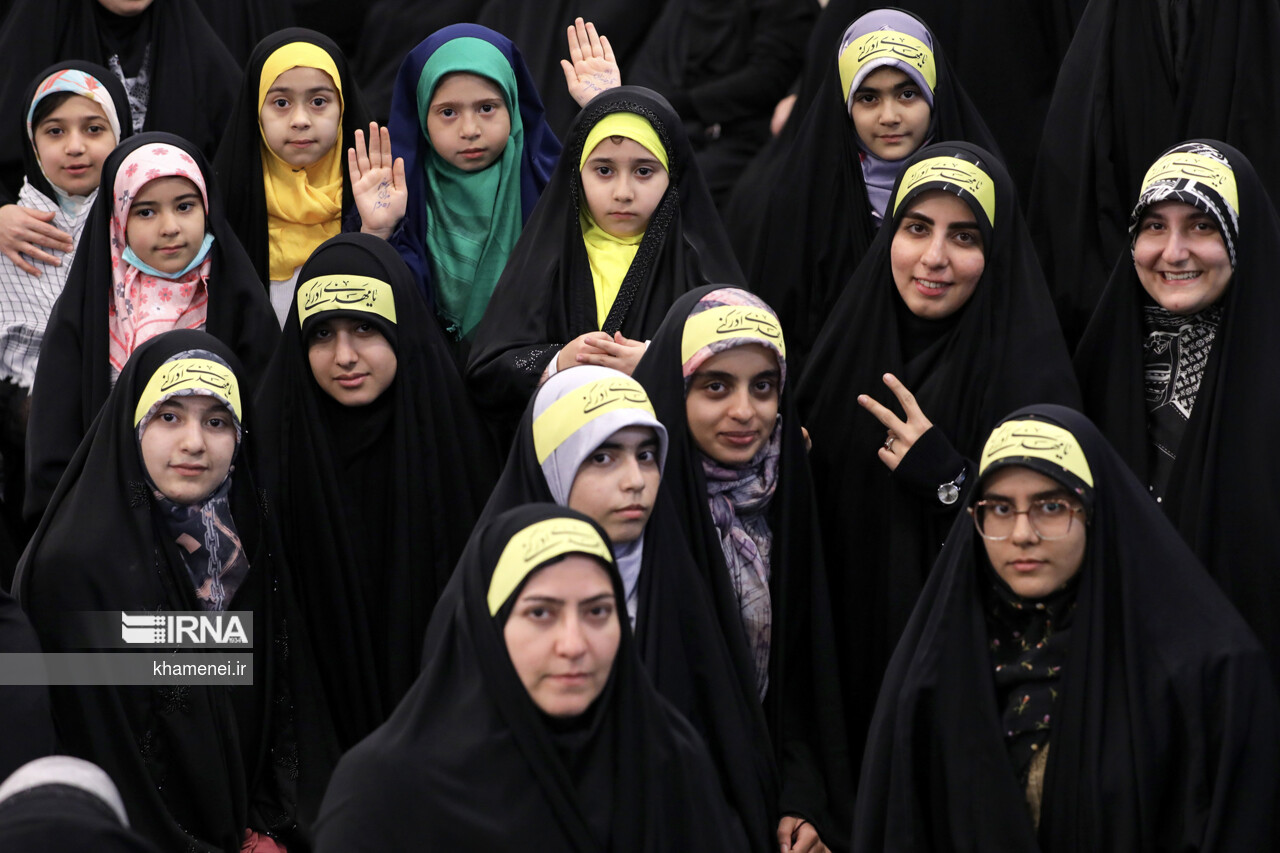 دیدار شرکتکنندگان در مسابقات قرآن با رهبر انقلاب