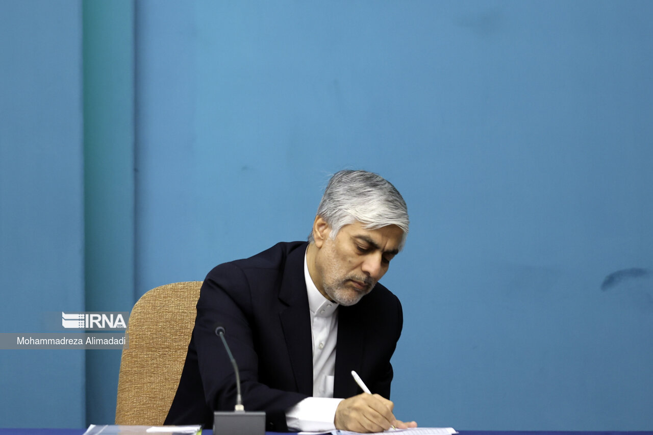 وزیر ورزش، قهرمانی کشتی آزاد ایران در آسیا را تبریک گفت