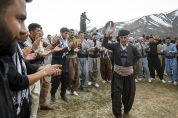 استقبال از نوروز در روستای چشمیدر