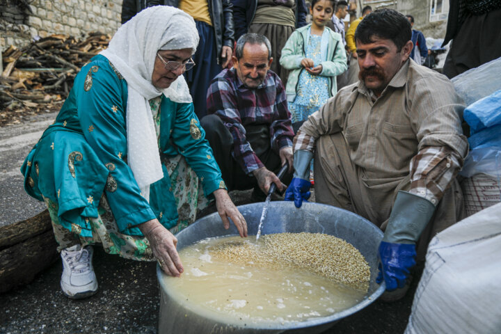 پخت کشکک در روستای رزاب