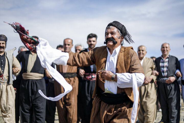 استقبال از نوروز در روستای چشمیدر