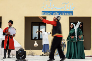 Festival de l’eau et de la musique sur l’île de Qechm, dans le sud de l’Iran 