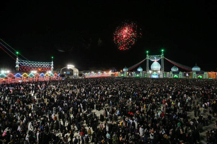 مسجد جمکران در شب ولادت حضرت قائم (عج)