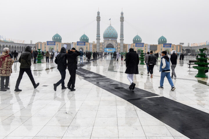 مسجد جمکران در نیمه شعبان