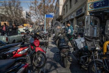 پارکینگی به وسعت یک شهر