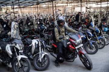 پارکینگی به وسعت یک شهر