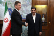 Stellvertretender Ministerpräsident Russlands traf sich mit dem Vizepräsidenten Irans