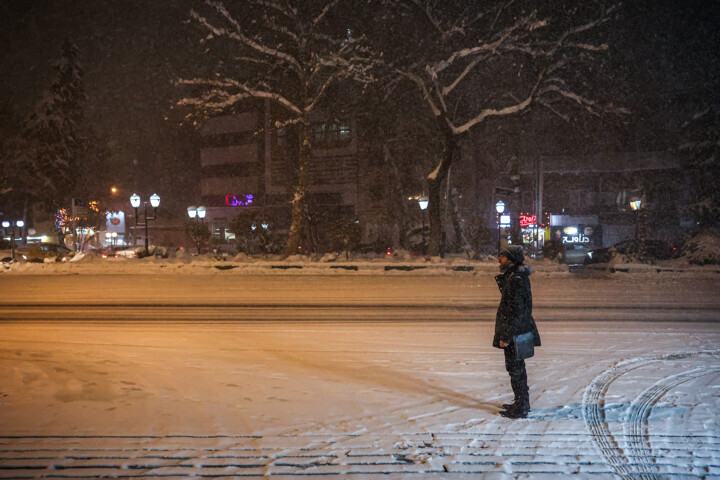 بارش برف و باران همراه با کاهش دما در پایتخت