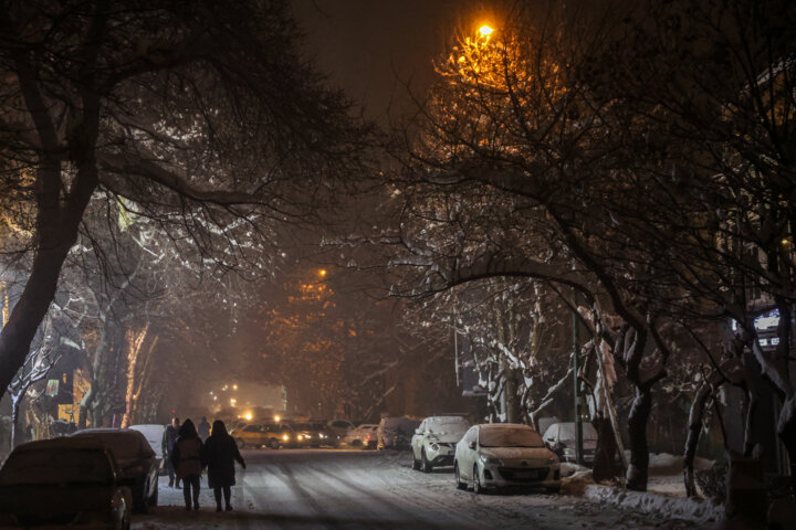 بارش برف در شمال تهران