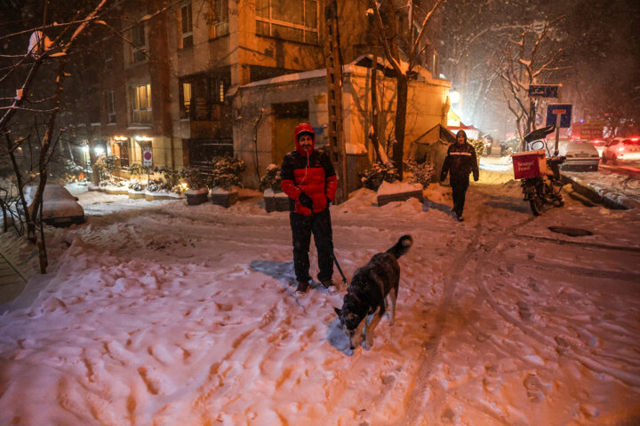 بارش برف در شمال تهران