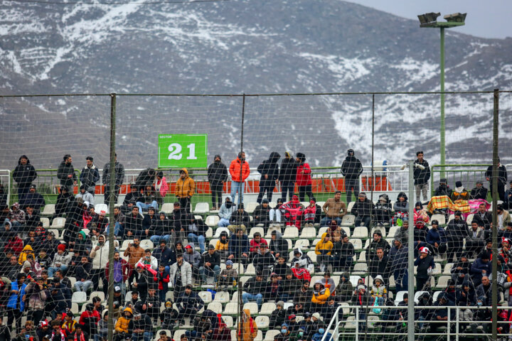 لیگ برتر فوتبال- ذوب آهن و پرسپولیس