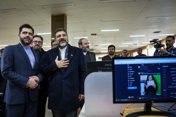 بازدید سرزده وزیر فرهنگ و ارشاد اسلامی از ایرنا