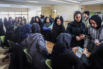 فیلم | تداوم حضور پرشور مردم زنجان در پای صندوق‌های رای