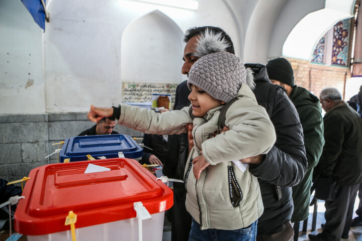 اخذ رای در ۱۰۰ منطقه صعب‌العبور مازندران در حال انجام است