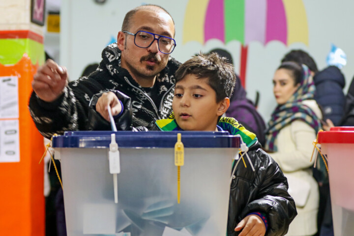 دور دوم انتخابات در حوزه انتخابیه تهران تمام الکترونیک برگزار میشود