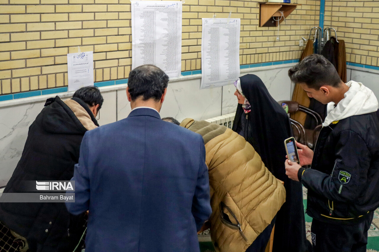 فرماندار خدابنده : ۱۶۰ شعبه اخذ رای در سطح شهرستان مستقر شد