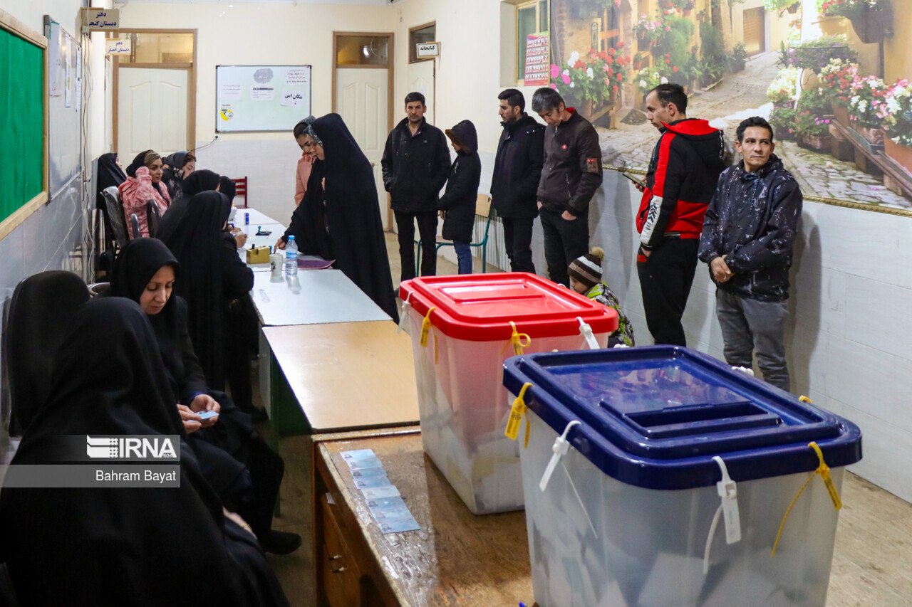 رای گیری دور دوم انتخابات مجلس شورای اسلامی در زنجان آغاز شد