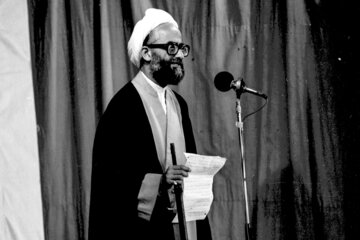 محمد امامی کاشانی- نماز جمعه ۱۰ اردیبهشت ۱۳۶۱