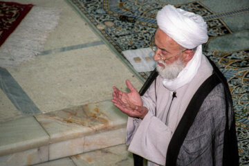 محمد امامی کاشانی- نماز جمعه ۱۴ تیر ۱۳۸۱