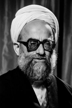 محمد امامی کاشانی -مصاحبه مطبوعاتی بعنوان عضور شورای نگهبان - ۲۲ دی ۱۳۶۶