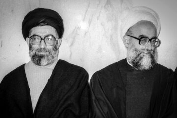 محمد امامی کاشانی و آیت الله سید علی خامنه ای -  ۱۷ بهمن ۱۳۶۴