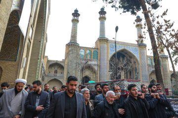 مراسم وداع با پیکر آیت‌الله امامی کاشانی