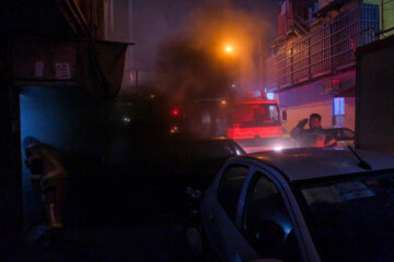 آتش سوزی در میدان ولیعصر
