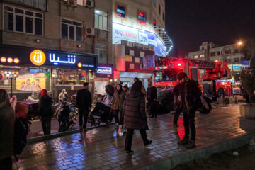 آتش سوزی در میدان ولیعصر