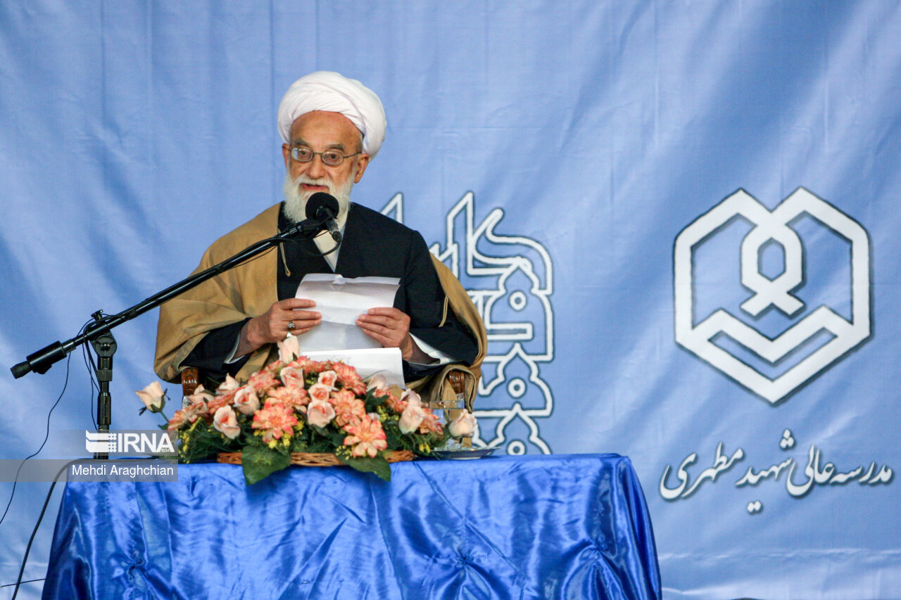 محمد امامی کاشانی- سخنرانی در کنگره بین المللی علمی و پژوهشی بزرگداشت مولی محسن فیض کاشانی- ۱۵ آذر ۱۳۸۷