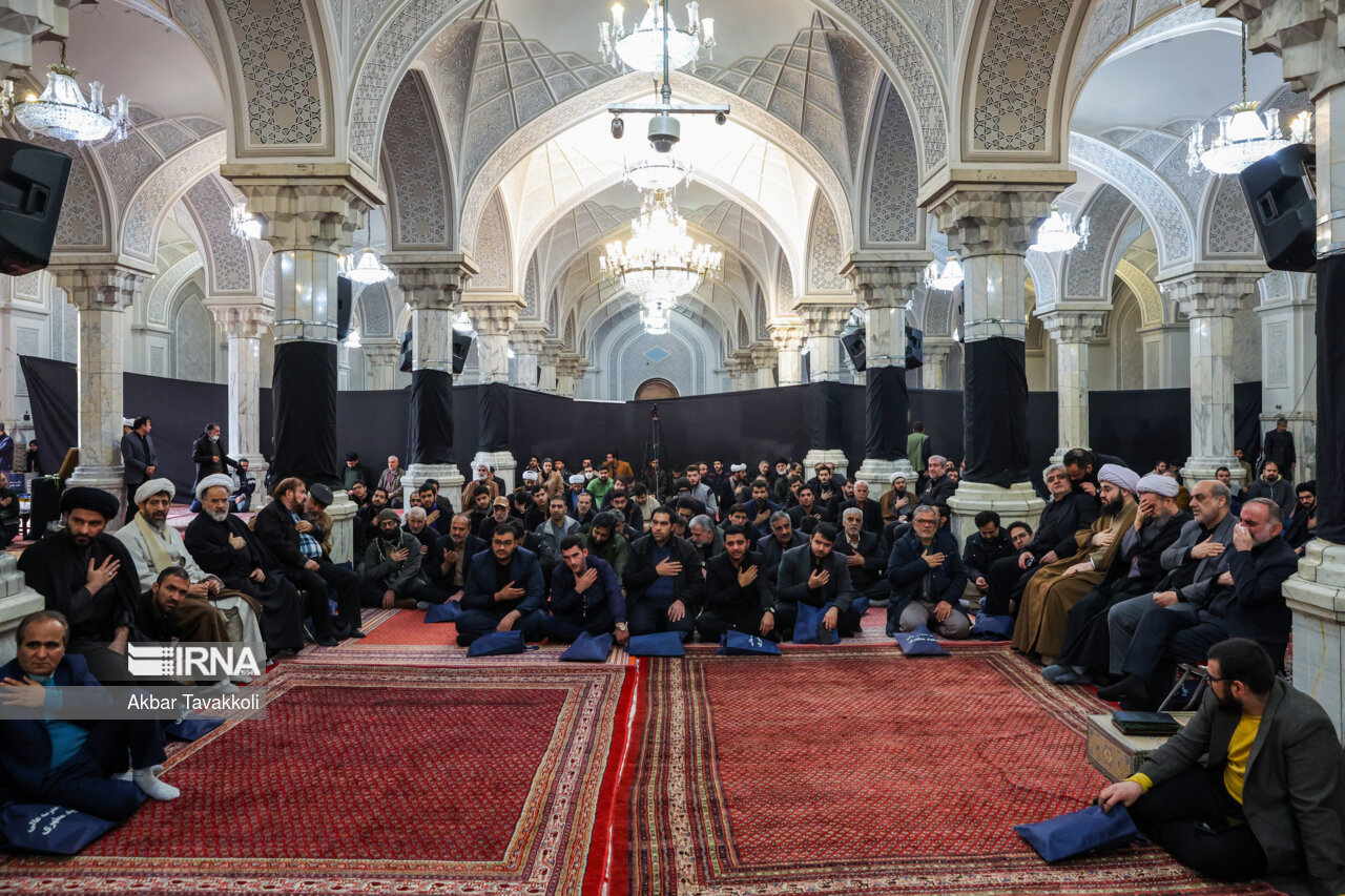 مراسم وداع با پیکر آیت‌الله امامی کاشانی