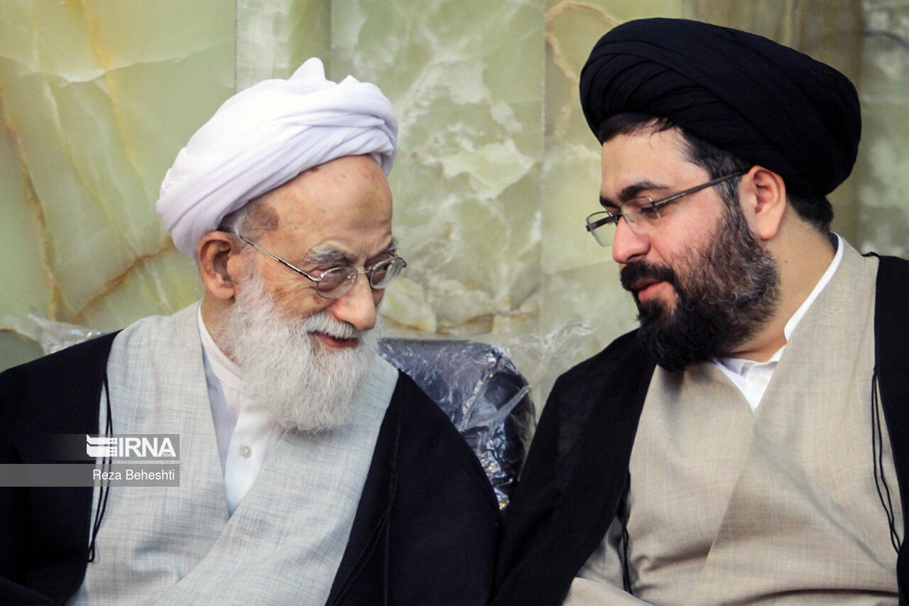 محمد امامی کاشانی در مراسم بزرگداشت ارتحال آیت الله سید محمد ابطحی کاشانی- ۲۷ مهر ۱۳۹۳