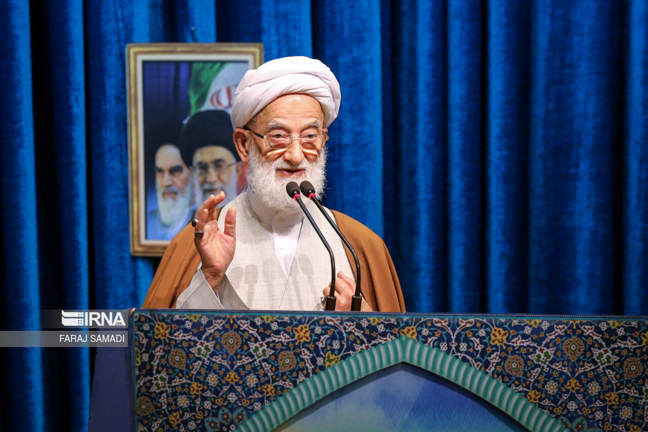 محمد امامی کاشانی در نماز جمعه تهران- ۲۵ اسفند ۱۳۹۶