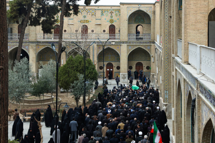 تشییع پیکر آیت‌الله «محمد امامی کاشانی»