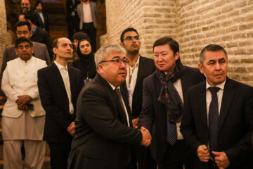 دیدار سفیران کشورهای خارجی از قنات «زارچ» یزد