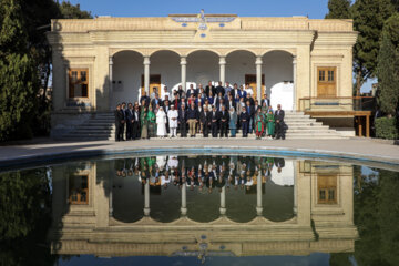 La visite des ambassadeurs des pays membres de l'organisation du dialogue sur la coopération en Asie à Yazd (deuxième journée) 