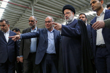 افتتاح کارخانه «پاک چوب شوش» با حضور رییس جمهور