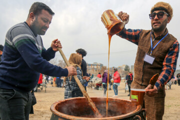 Festival de la cuisson de Samanu à Bojnurd, dans l’est de l’Iran
