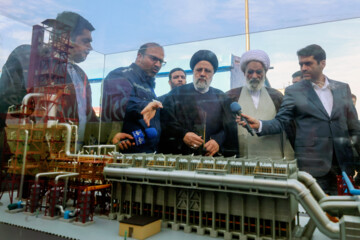 بهرهبرداری از کارخانه زمزم سه با حضور رئیس جمهور