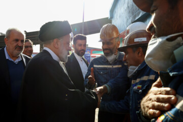 بهرهبرداری از کارخانه زمزم سه با حضور رئیس جمهور