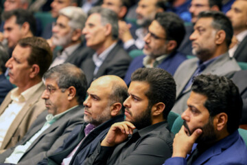 بهره‌برداری از طرح‌های صنعت آب و برق خوزستان با حضور رئیس جمهور
