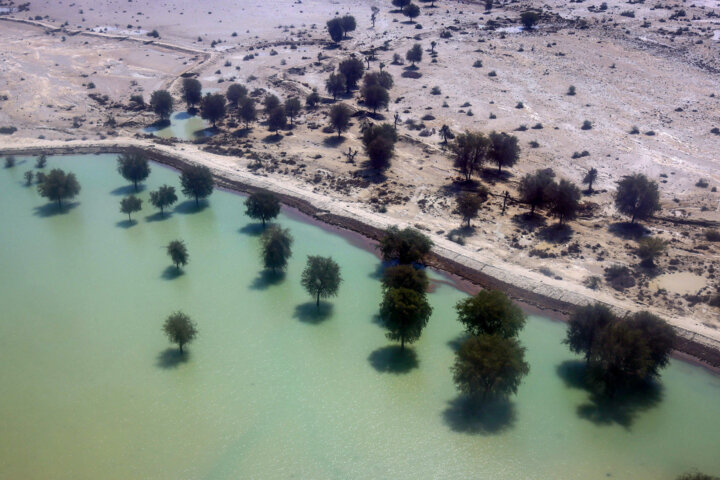 امدادرسانی هلال احمربه سیل زدگان سیستان وبلوچستان