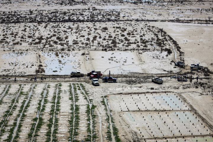 امدادرسانی هلال احمربه سیل زدگان سیستان وبلوچستان